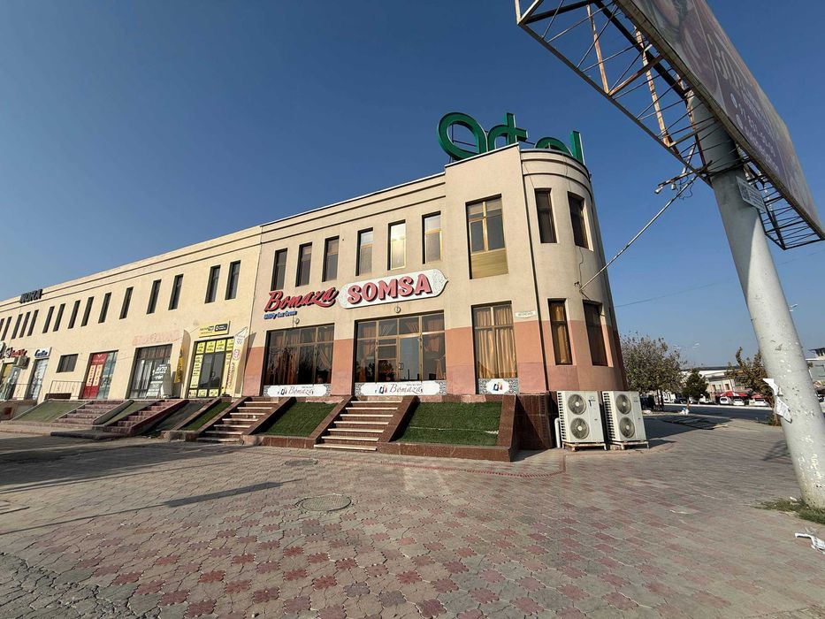 SHAHAR MARKAZIDAN TAYYOR 3 qavatli   bino sotiladi  #a716