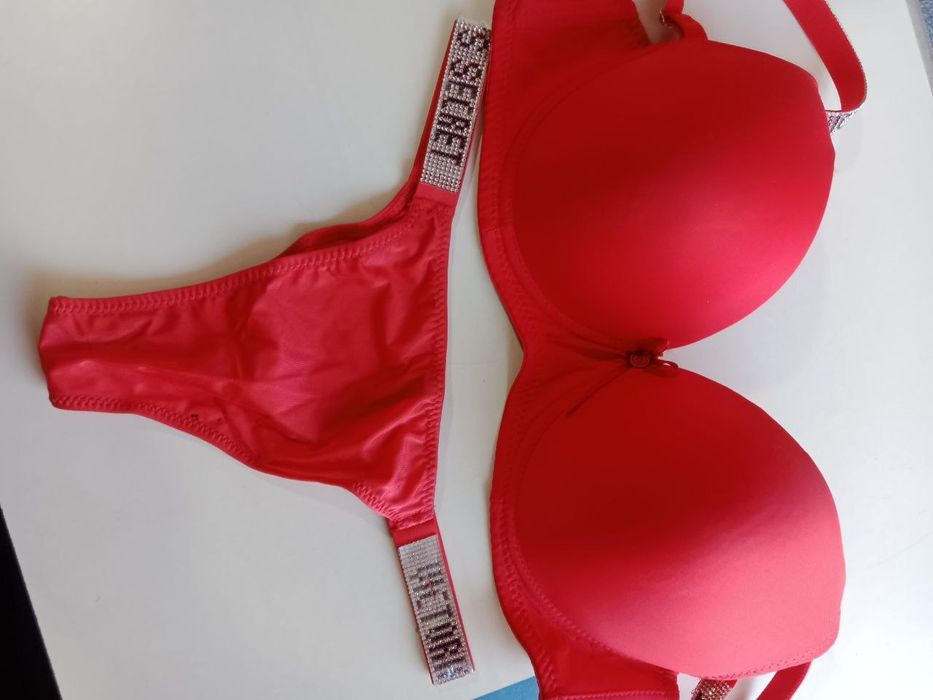 Xotinini pornoda ushlagan video