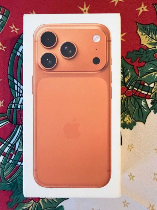 НОВ Apple iPhone 17 Pro 256GB Cosmic Orange / айфон