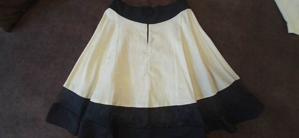 Страхотен комплект на Lucy в жълто