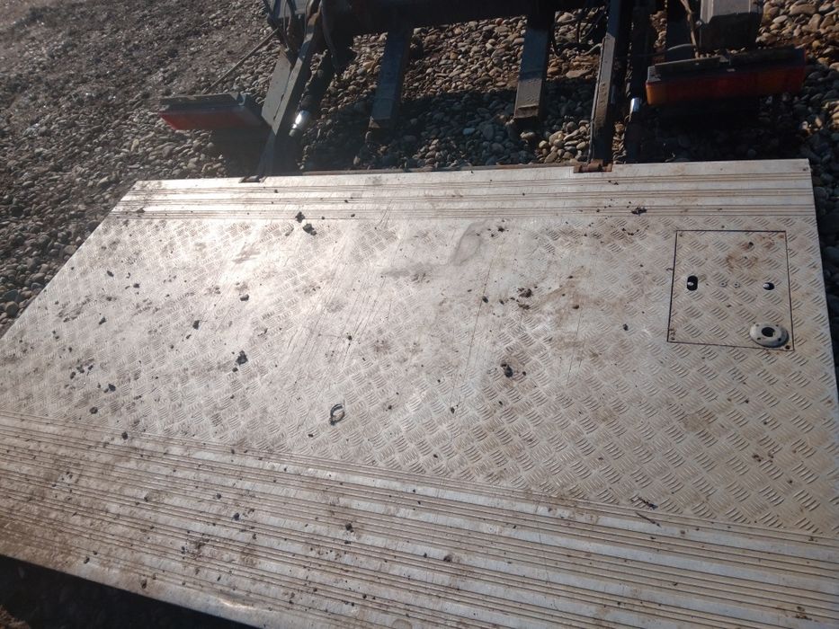 Oblon hidraulic  lift