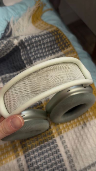 Air pods max 