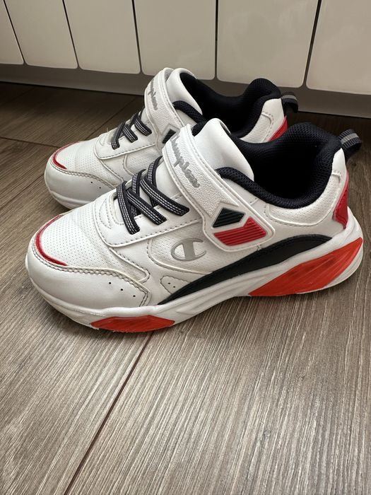 Спортни обувки Champion