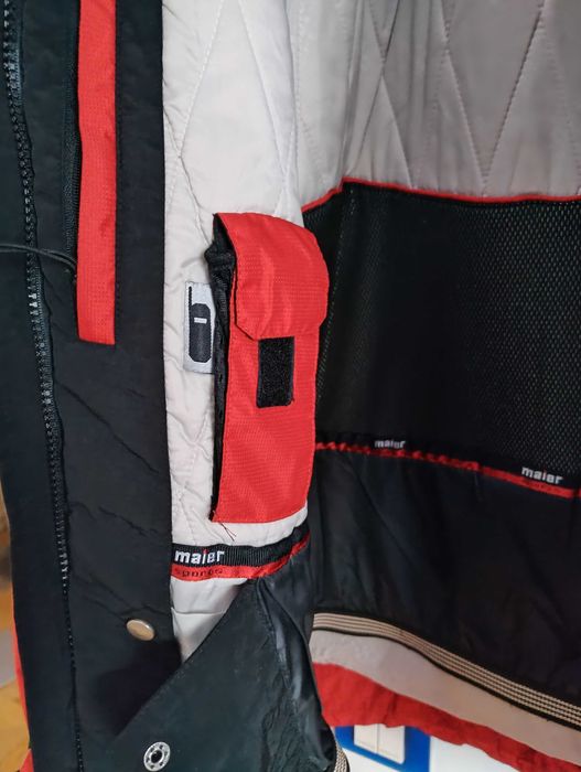 Costum schi Mayer, material Sympatex, roșu-negru-argintiu, mărime 58