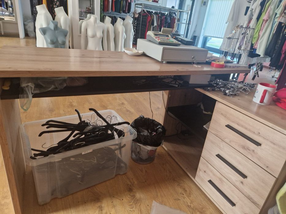Receptie/Birou modular versatil din PAL gros (în L sau drept)