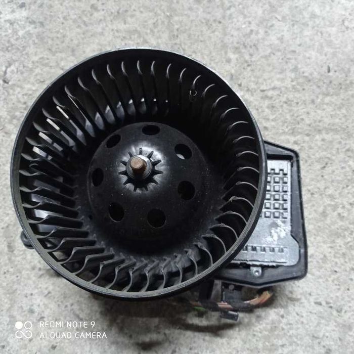 Мотор печки W203 C-class Mercedes