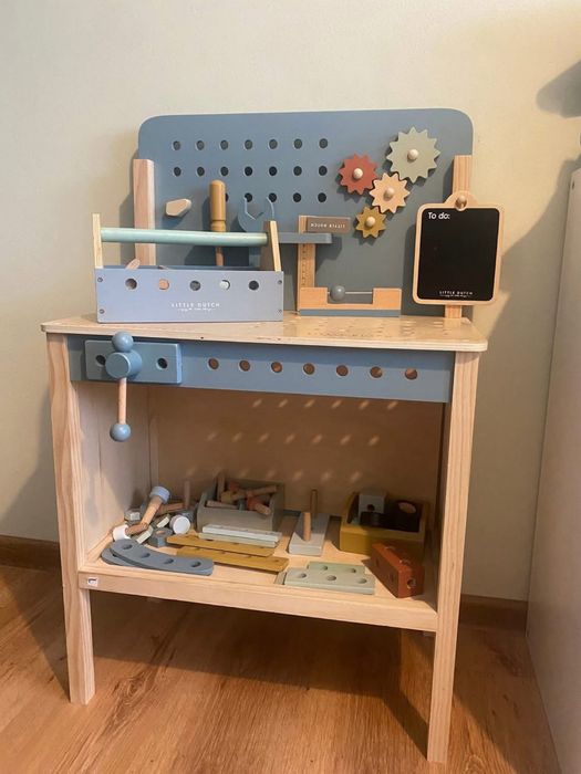 Banc de lucru +lada cu scule Little Dutch