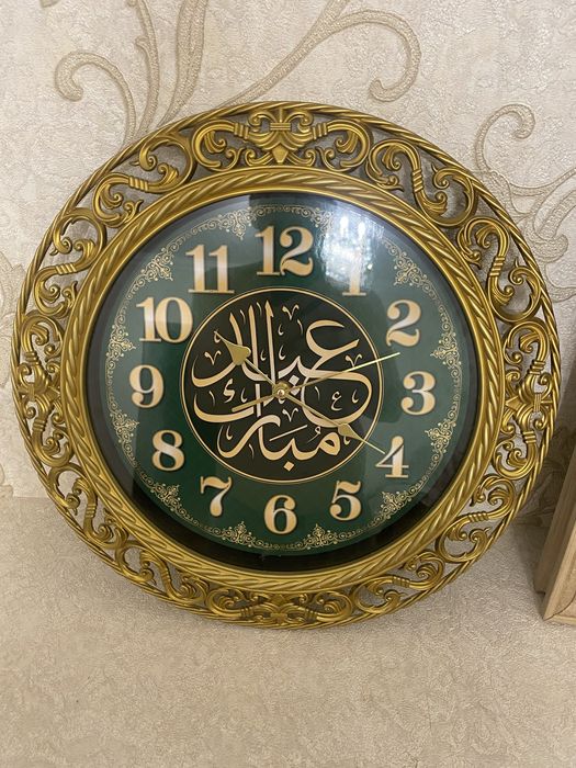 Продаются настенные часы