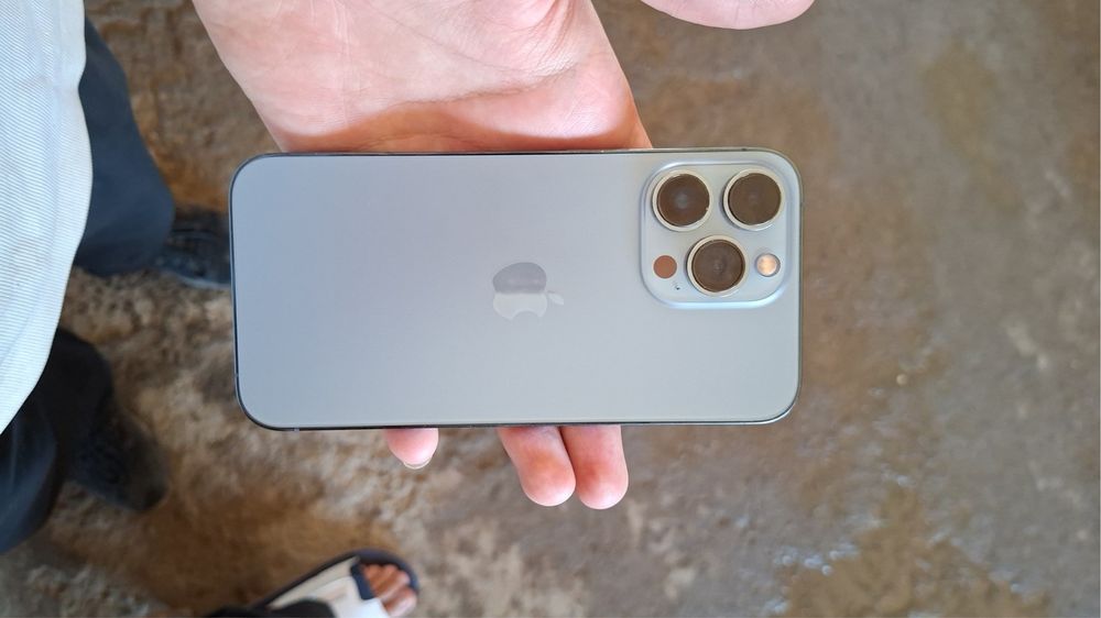 iphone 13 pro blue