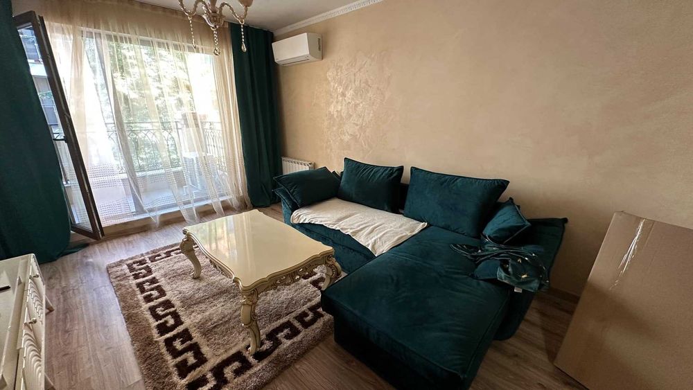 Дава се под наем Двустаен апартамент в София, Зона Б-19 - 69 кв.м за 714 € - Снимка #1