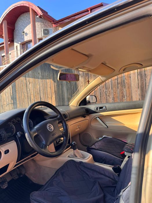 VOLKSWAGEN Passat 2002 — imagine 3