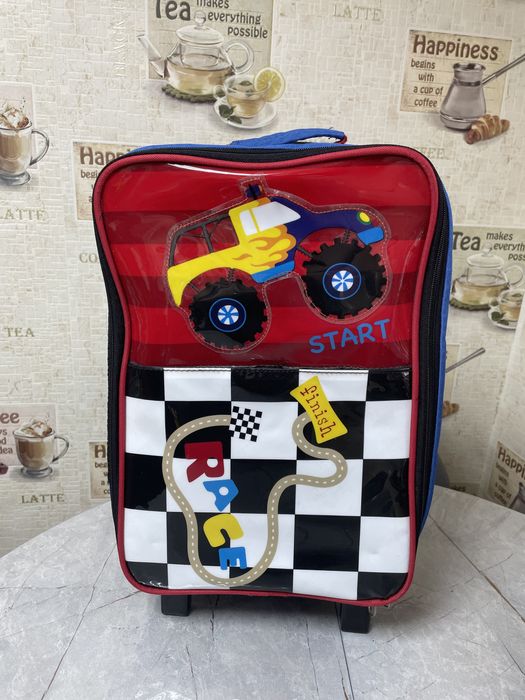 Детский чемодан.