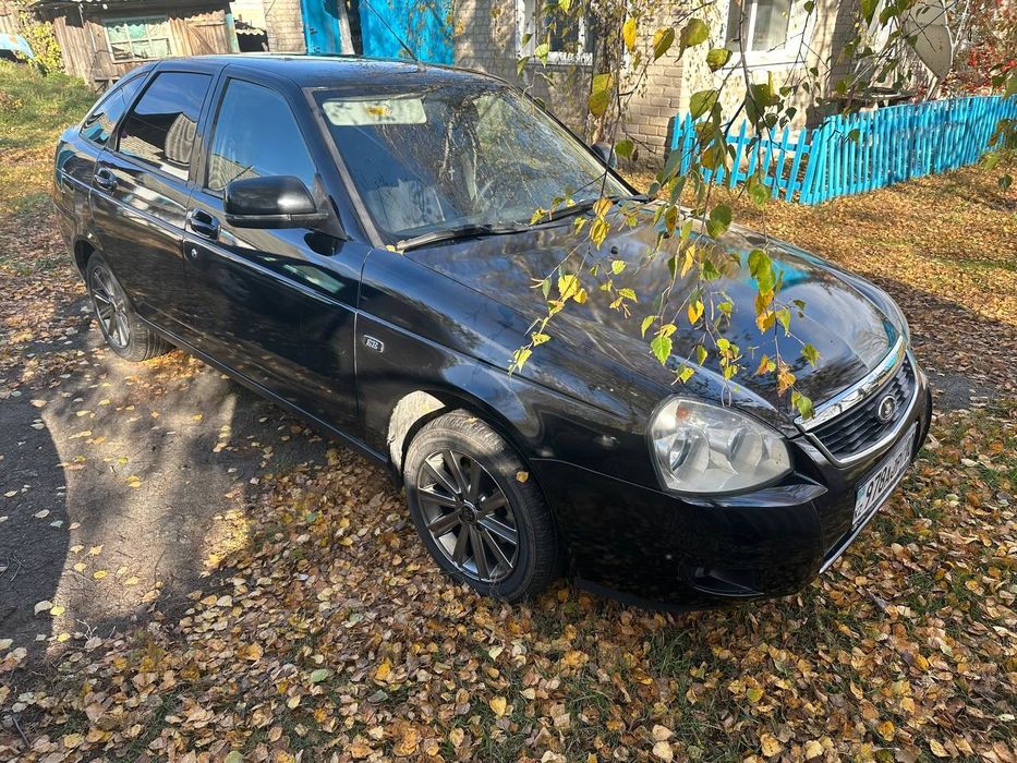 Продам Приору 2013 год