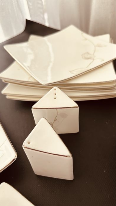 Столовый набор на 7 персон торг