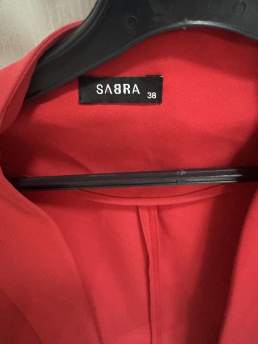 Продам пиджак б/у одевала только 1 раз бренд sabra турция,