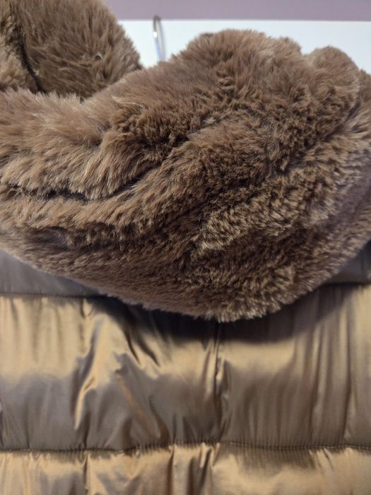 Ватирано яке с пухена качулка