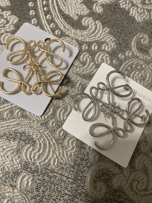 Brasa superba, Loewe