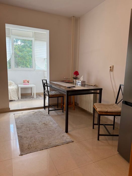 Apartament 3 camere decomandat, 72 mp, mobilat și utilat complet, vedere spre case, Crângași – Vintilă Mihăilescu