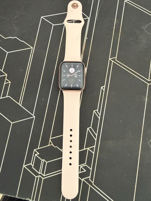 Apple Watch gen 4 40mm