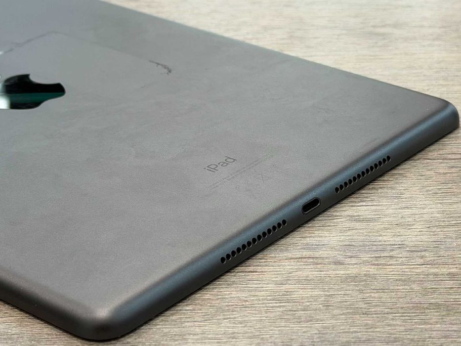 Apple iPad 8-мо поколение 128GB Wi-Fi
