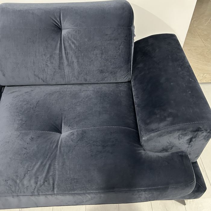 Canapele din catifea si fotoliu