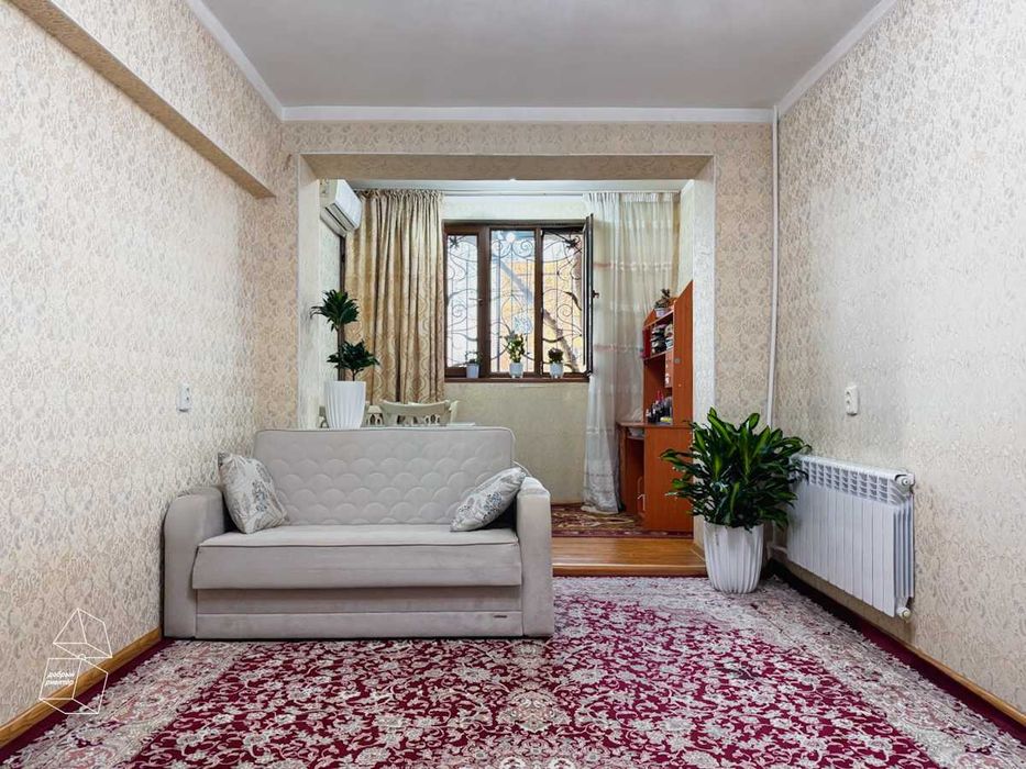 (Добрый) 8 квартал, 56 м², 2/1/4, Квартира в кирпичном доме спецплана