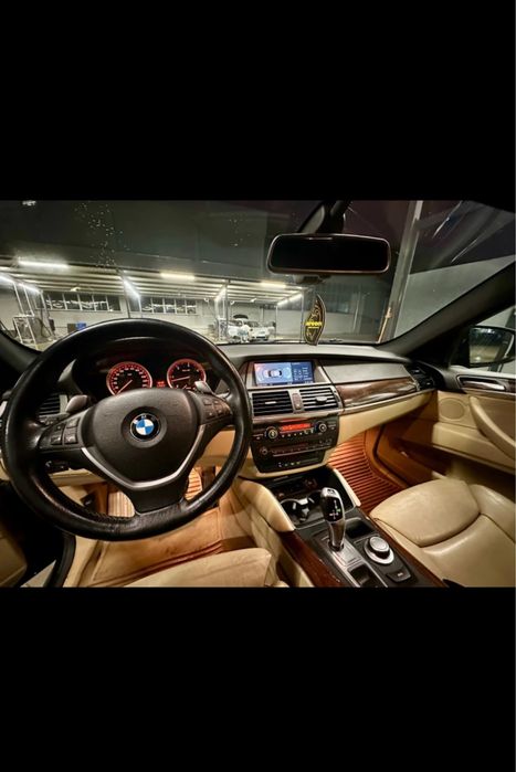 Джип BMW X6  3.5 SD