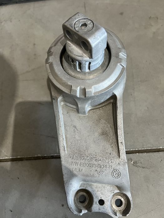 Tampon motor Mercedes C class W206 4matic  A2062400401