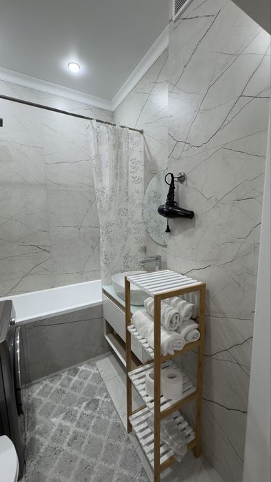 ЖК Амир Ровбакиева,  Мега