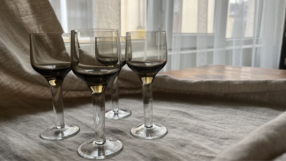 Рюмки с кофейным отливом