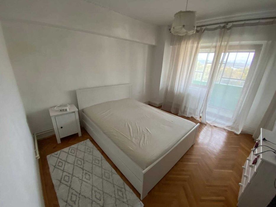 PROPRIETAR - Vand Apartament 3 Camere Ultracentral 90mp