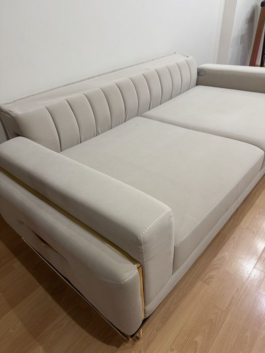 Продается Диван в отличном состоянии