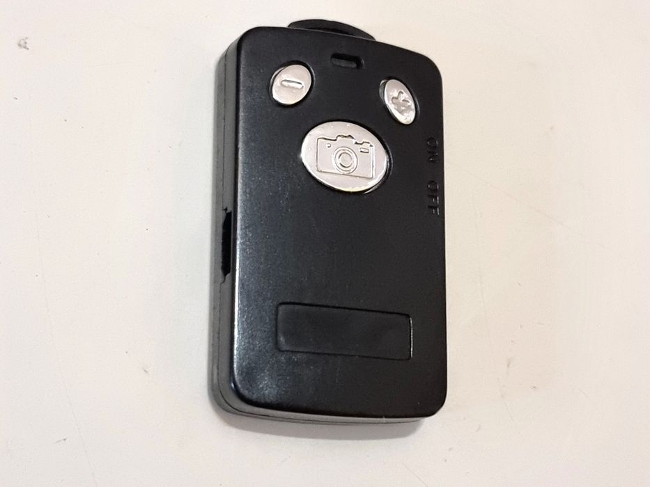 Селфипалка телескопическая 120см с блютус управлением.