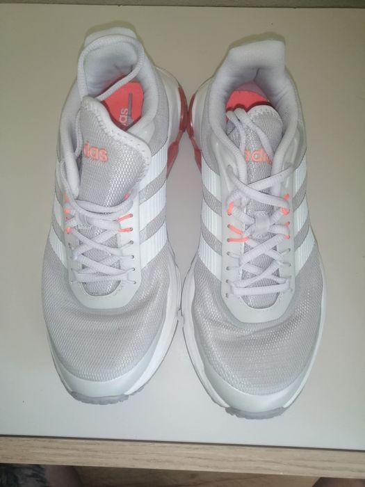 Маратонки  adidas  38