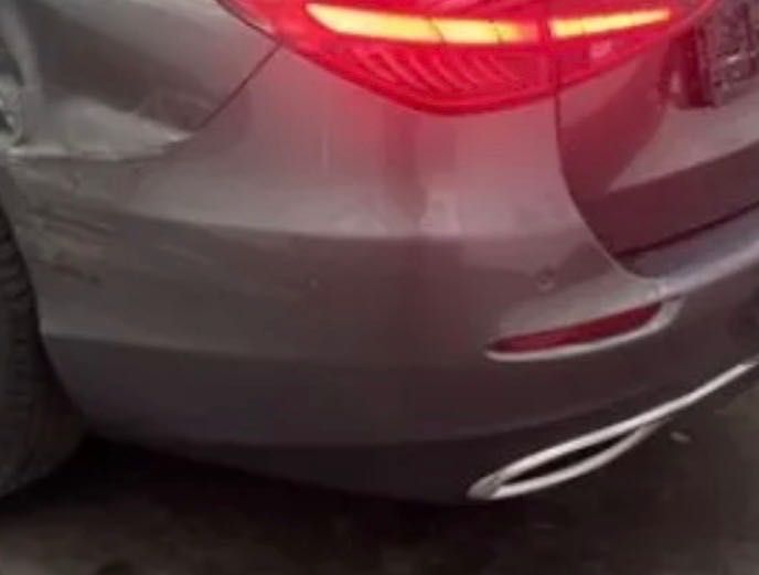 Mercedes c class w206 броня решетка праг