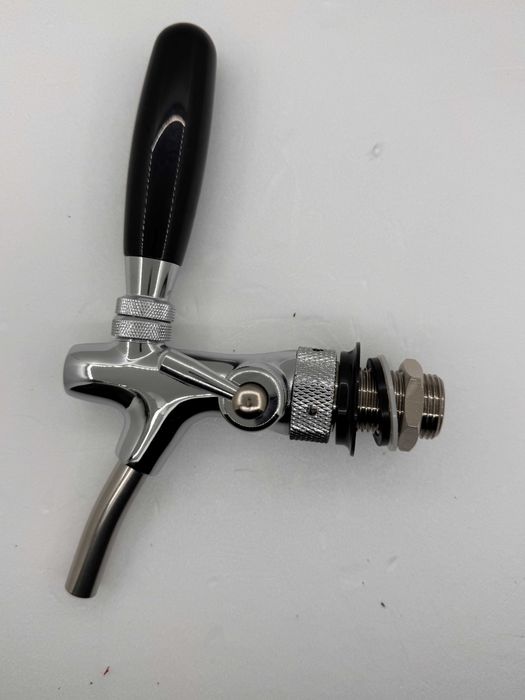 кегови глави, редуцири ,кранове за наливна бира, ринзер