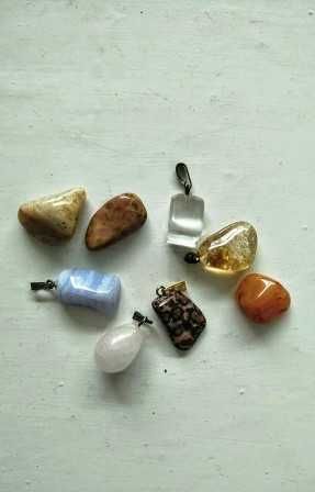 наборы пуговиц .