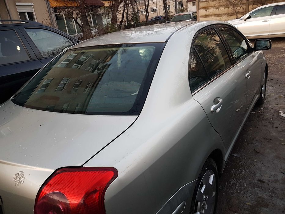 Toyota Avensis 2.0 diesel rhd volan dreapta 2004