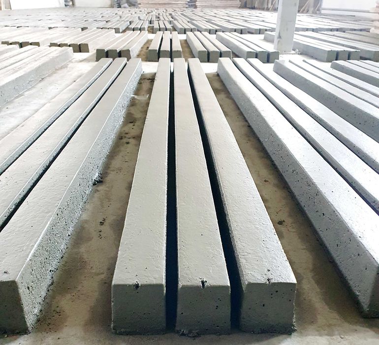 Stalpi si garduri din beton Spalieri pari imprejmuire vie,livezi, pomi