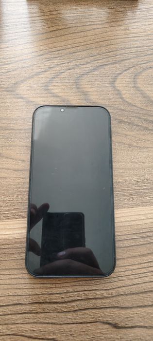 Iphone 13 pro max sotiladi.