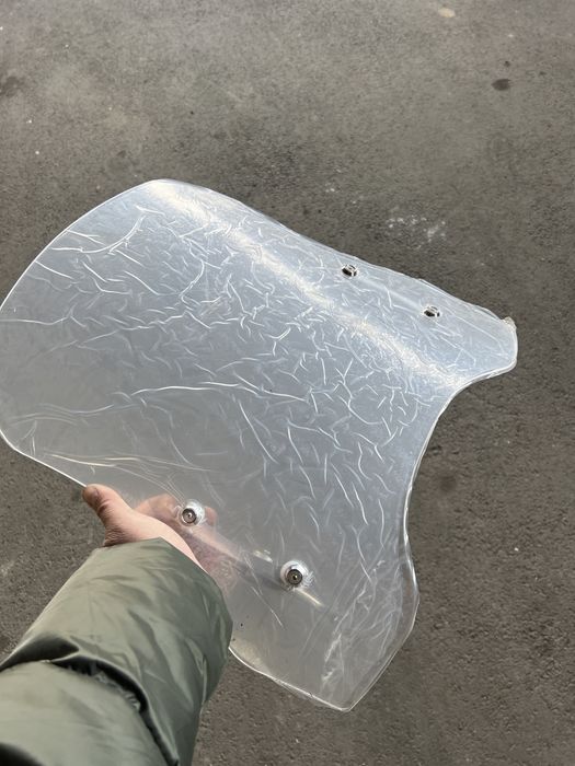 Подам лобовое на мопед