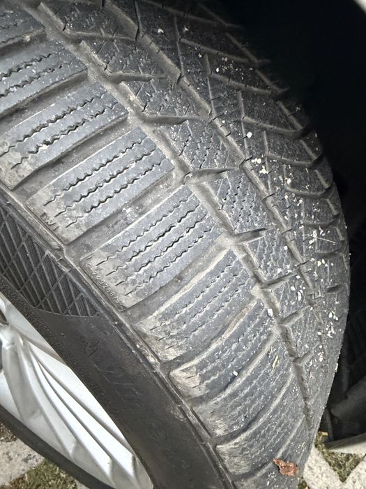 4 броя CONTINENTAL WINTER CONTACT TS850P 245/45 R18 Runflat