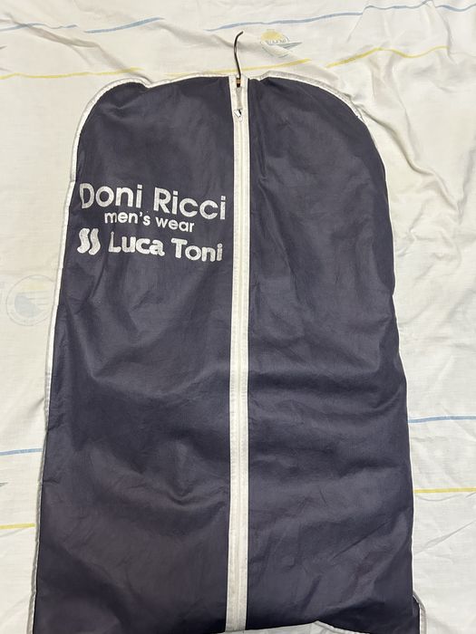 Продам костюм (46 размер)