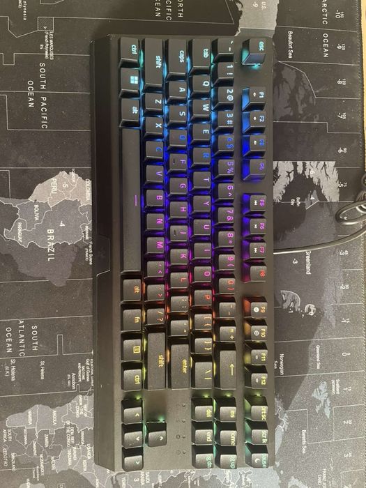 Геймърска клавиатура Razer Blackwididow V3