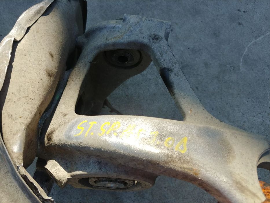 fuzeta stanga spate 3.0 tdi audi a5 8t