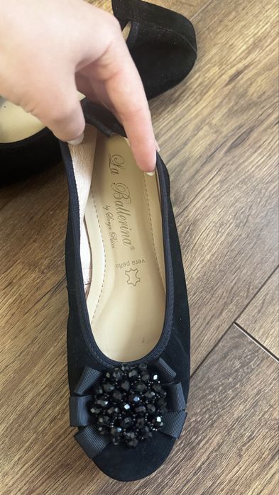 Продам женские балетки