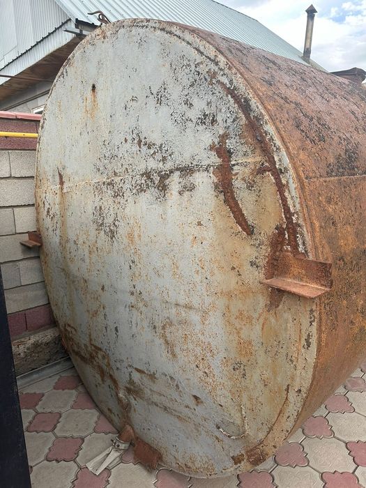 Продам бочку 10куб