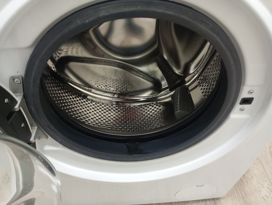 Продам стиральную машинку.