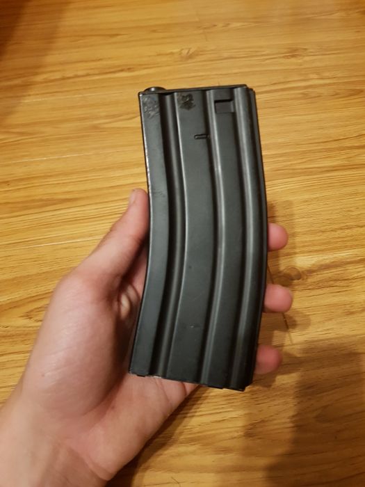 Magazii de arme airsoft