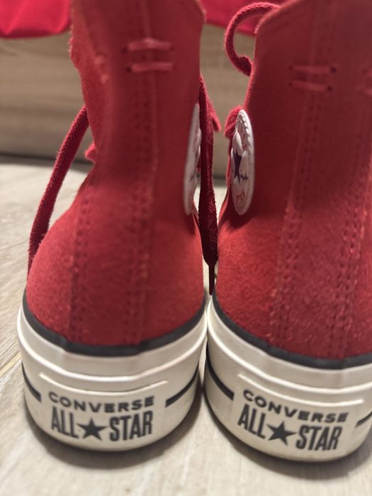 Converse piele rosii